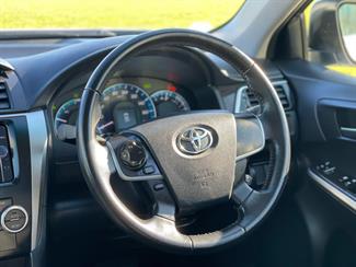 2014 Toyota Camry - Thumbnail