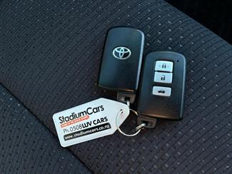 2014 Toyota Camry - Thumbnail