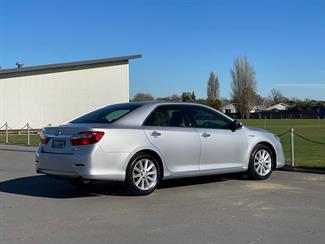 2014 Toyota Camry - Thumbnail