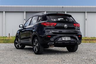 2022 MG Zs - Thumbnail