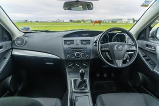 2012 Mazda Mazda3 - Thumbnail