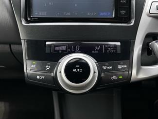 2014 Toyota Prius - Thumbnail