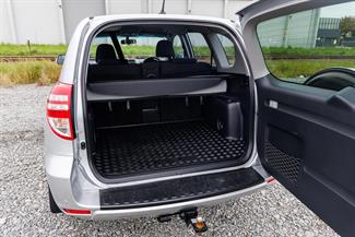 2009 Toyota RAV4 - Thumbnail