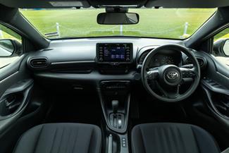 2020 Toyota Yaris - Thumbnail