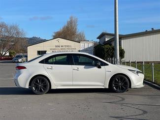 2019 Toyota Corolla - Thumbnail