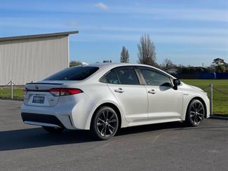 2019 Toyota Corolla - Thumbnail