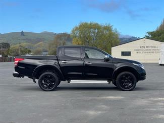 2018 Mitsubishi Triton - Thumbnail