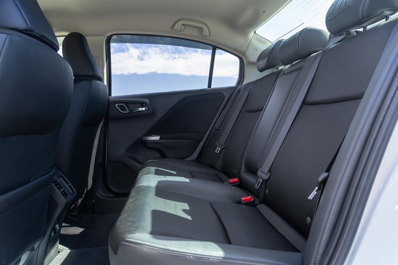 2015 Honda GRACE