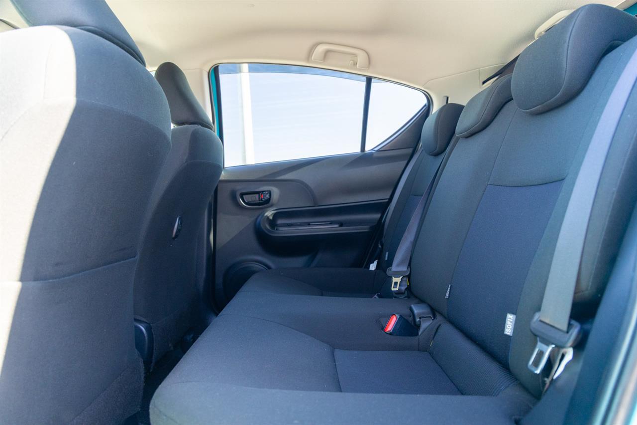 2017 Toyota AQUA