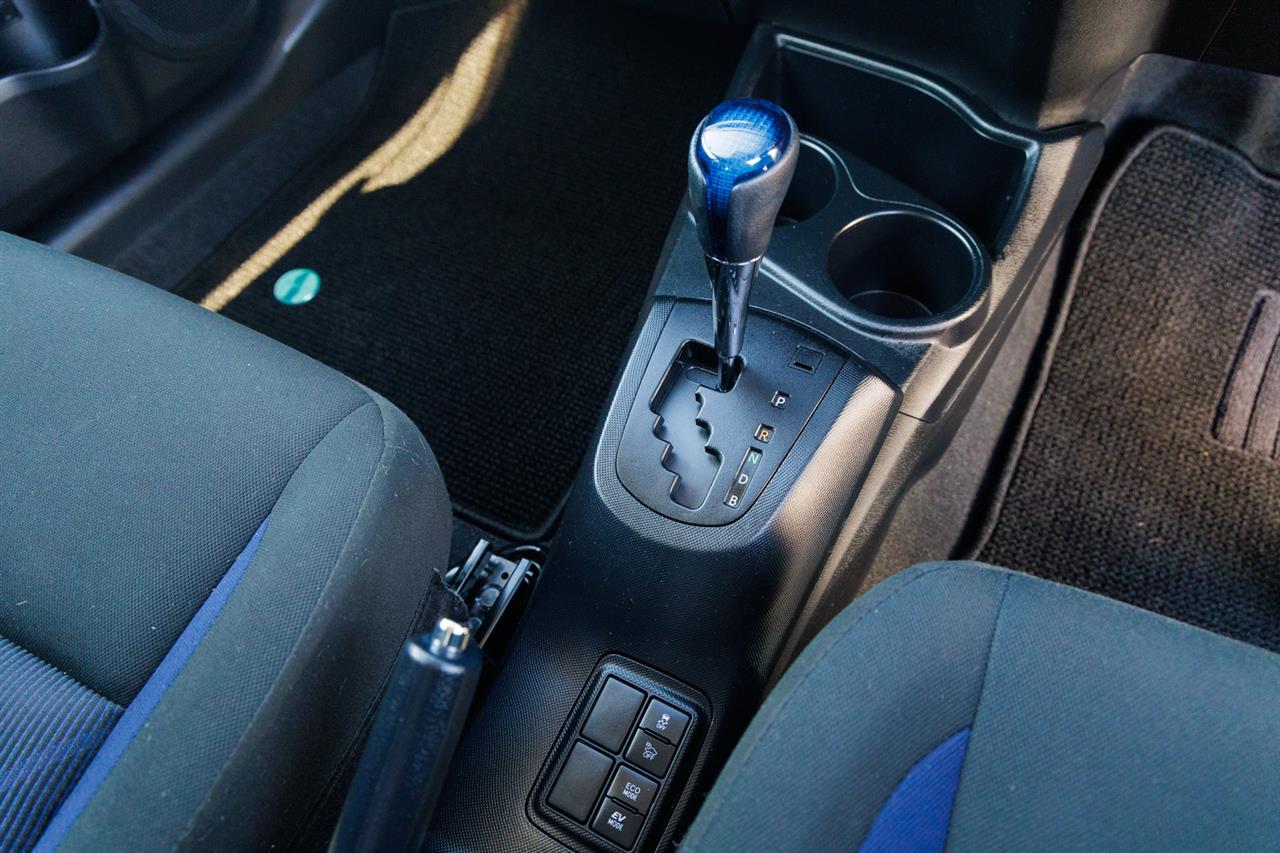 2017 Toyota AQUA