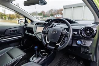 2018 Toyota AQUA - Thumbnail