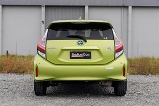 2018 Toyota AQUA - Thumbnail