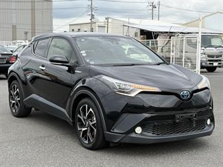 2017 Toyota C-HR - Thumbnail
