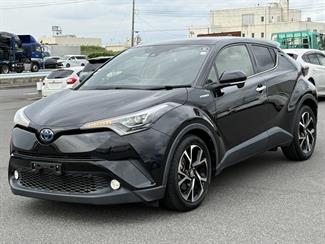 2017 Toyota C-HR - Thumbnail