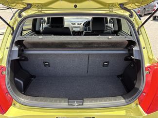 2014 Suzuki Swift - Thumbnail