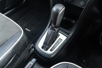2014 Suzuki Swift - Thumbnail