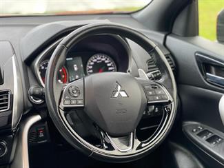 2022 Mitsubishi Eclipse Cross - Thumbnail