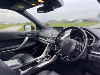 2022 Mitsubishi Eclipse Cross - Thumbnail