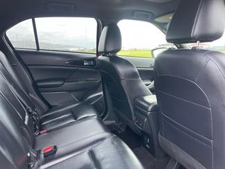 2022 Mitsubishi Eclipse Cross - Thumbnail