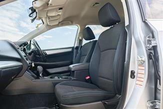 2019 Subaru Outback - Thumbnail