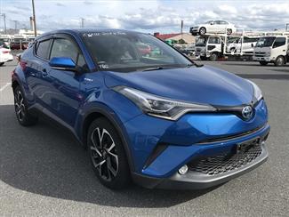 2017 Toyota C-HR - Thumbnail