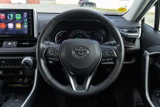 2019 Toyota RAV4 - Thumbnail