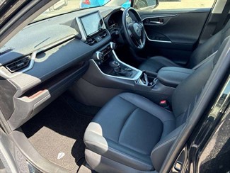 2019 Toyota RAV4 - Thumbnail