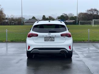 2023 Ford Focus - Thumbnail