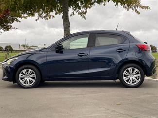 2016 Mazda Demio - Thumbnail