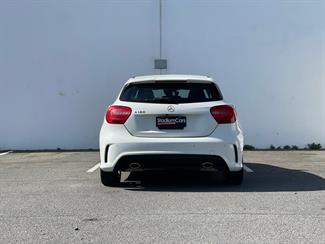 2015 Mercedes-Benz A180 - Thumbnail