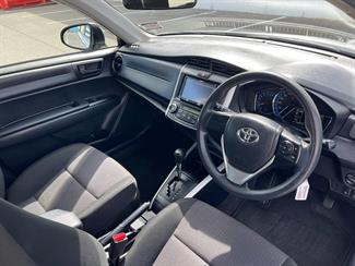 2015 Toyota Corolla - Thumbnail