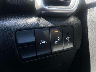2020 Kia Sportage - Thumbnail