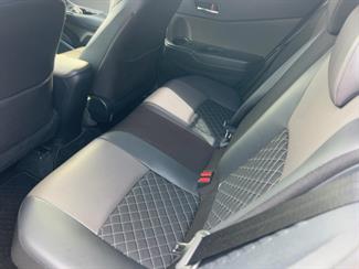 2021 Toyota C-HR - Thumbnail