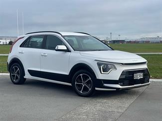 2023 Kia Niro - Thumbnail