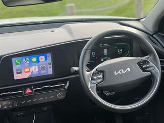 2023 Kia Niro - Thumbnail