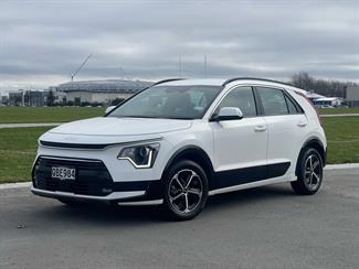 2023 Kia Niro - Thumbnail