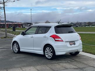 2016 Suzuki Swift - Thumbnail