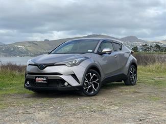 2017 Toyota C-HR - Thumbnail