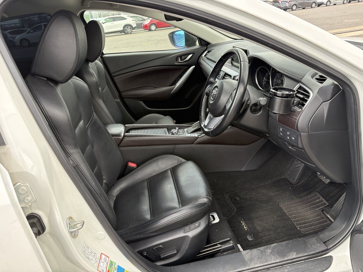 2016 Mazda Atenza