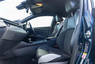 2019 Toyota C-HR - Thumbnail