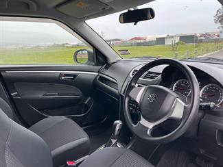 2014 Suzuki Swift - Thumbnail