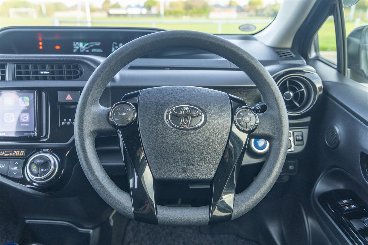 2016 Toyota AQUA