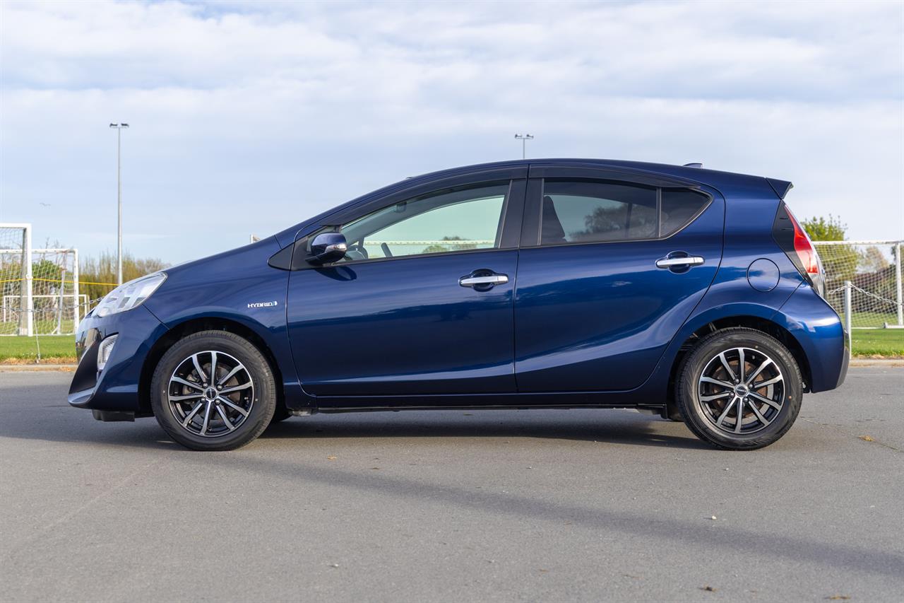2016 Toyota AQUA