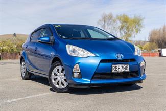 2013 Toyota AQUA - Thumbnail