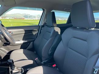 2019 Suzuki Swift - Thumbnail