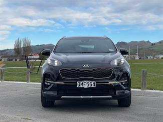 2020 Kia Sportage - Thumbnail