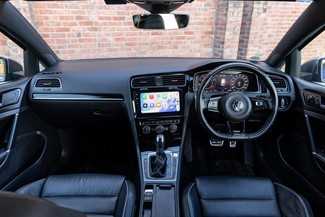 2017 Volkswagen Golf - Thumbnail