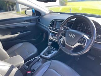 2017 Hyundai Elantra - Thumbnail