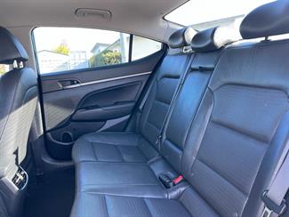 2017 Hyundai Elantra - Thumbnail