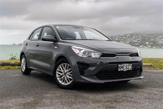 2021 Kia Rio - Thumbnail